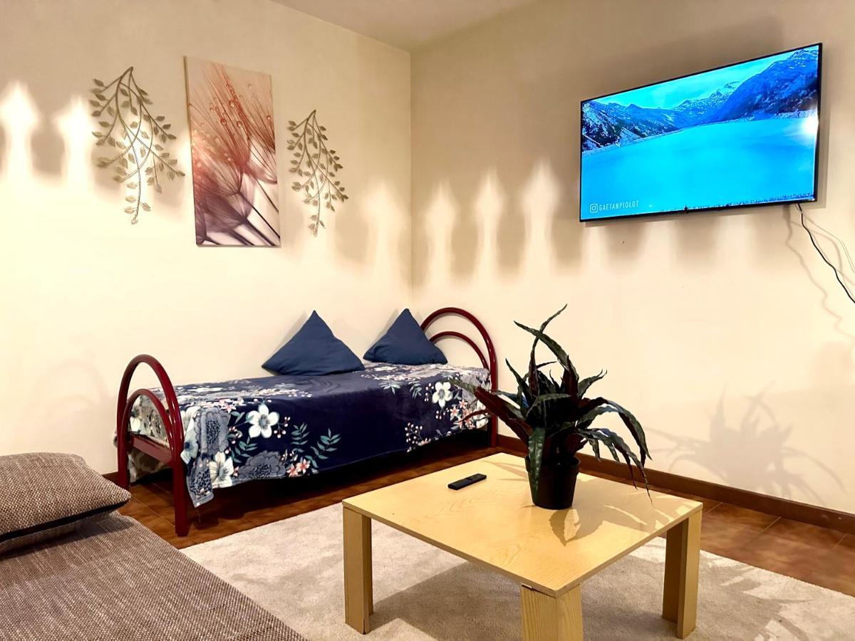 Honey Sunset Apartment